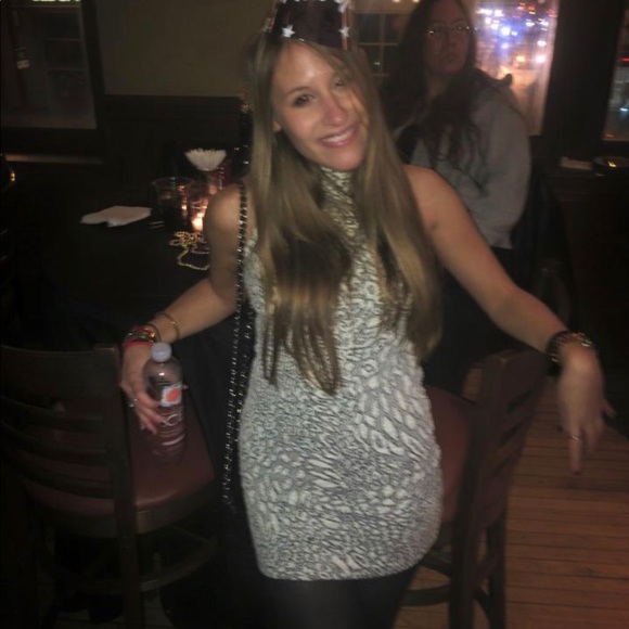 TOPSHOP PETITE Animal Print Jacquard Bodycon Dress - Picture 2 of 6